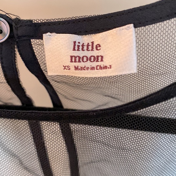 Sheer little moon top - Picture 4 of 4